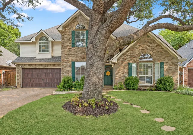 Photo 2 of Sale Pending at 5410 Mill Run Dr, Mc Kinney, TX 75072 | MLS# 21364697 | Listing updated on 2026-09-14