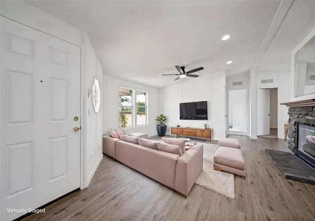 Photo 3 of Sale Pending at 603 County Road 2133, Valley View, TX 76272 | MLS# 21361290 | Listing updated on 2026-09-11