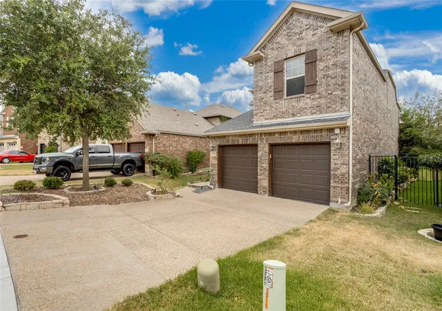 Photo 2 of Sale Pending at 1014 Kaylie St, Grand Prairie, TX 75052 | MLS# 21370271 | Listing updated on 2026-09-14