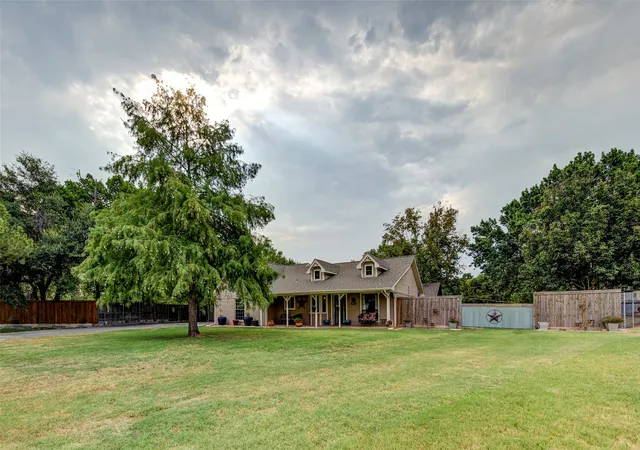 Photo 3 of Single family home for sale at 3805 Berry Hill Ct, Double Oak, TX 75028 | MLS# 21370857 | Listing updated on 2026-09-14