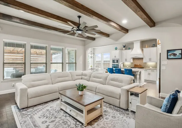 Photo 4 of Sale Pending at 10321 Colina Dr, Fort Worth, TX 76126 | MLS# 21369897 | Listing updated on 2026-09-11