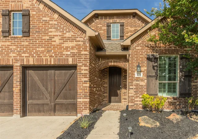 Photo 3 of Single family home for sale at 225 Lilypad Bnd, Argyle, TX 76226 | MLS# 21364255 | Listing updated on 2026-09-13