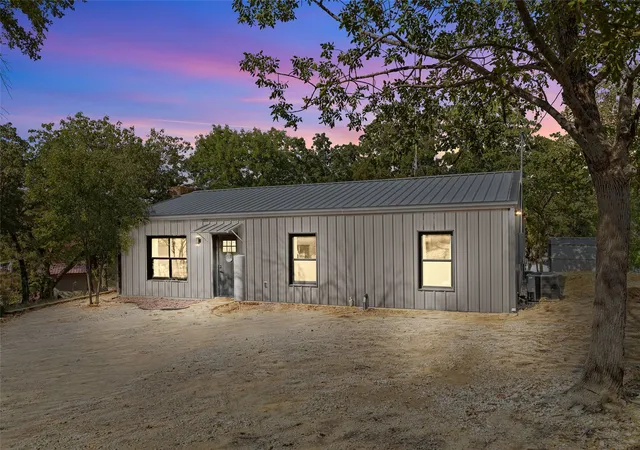 Photo 2 of Sale Pending at 1027 County Road 1744, Chico, TX 76431 | MLS# 21367653 | Listing updated on 2026-09-08