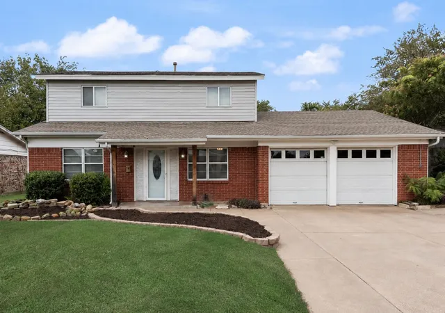 Photo 1 of Single family home for sale at 244 Palomino Dr, Saginaw, TX 76179 | MLS# 21370807 | Listing updated on 2026-09-26