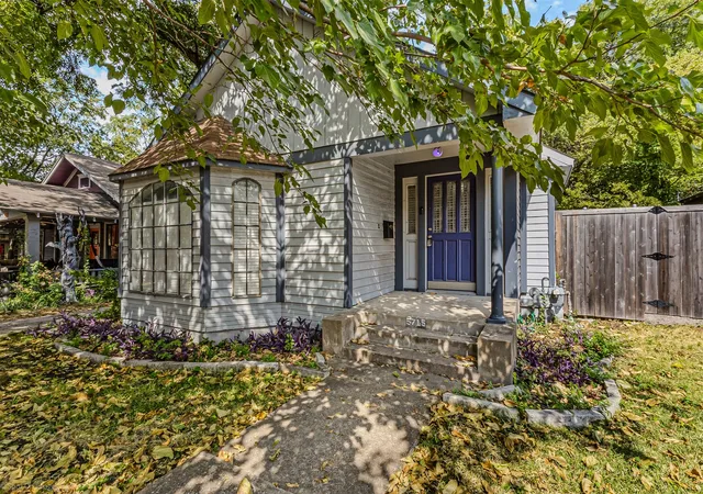 Photo 2 of Single family home for sale at 5715 Victor St, Dallas, TX 75214 | MLS# 21361238 | Listing updated on 2026-09-15