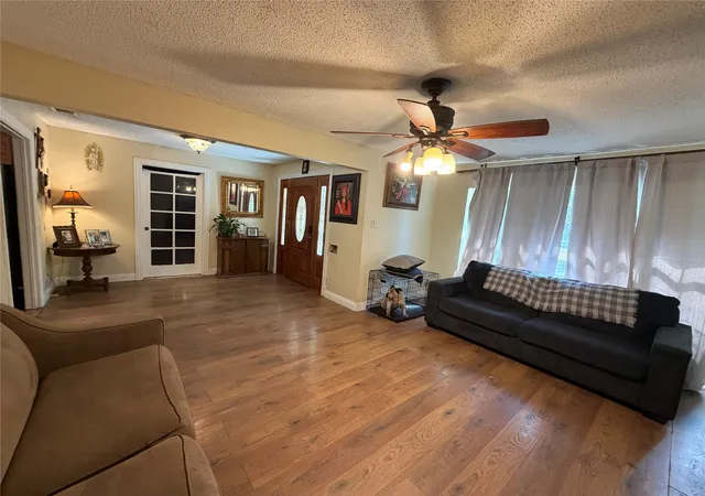 Photo 3 of Sale Pending at 1333 Springlake Dr, Dallas, TX 75217 | MLS# 21371046 | Listing updated on 2026-09-12