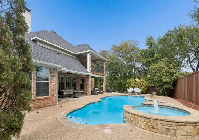 Photo 2 of Single family home for sale at 6328 Creek Bluff Ct, Sachse, TX 75048 | MLS# 21370846 | Listing updated on 2026-10-01