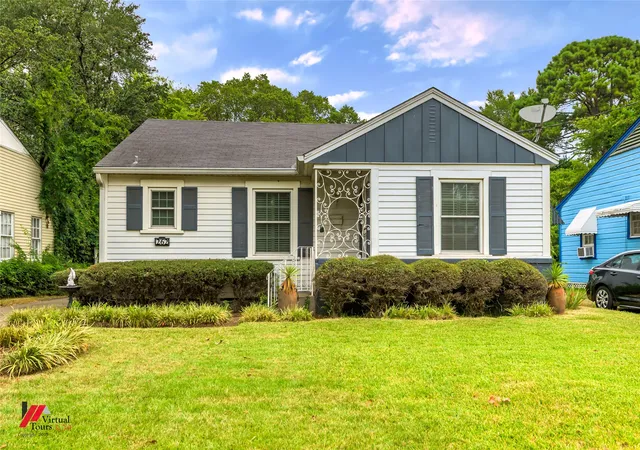 Photo 1 of Single family home for sale at 262 E Slattery Blvd, Shreveport, LA 71104 | MLS# 21371147 | Listing updated on 2026-09-10
