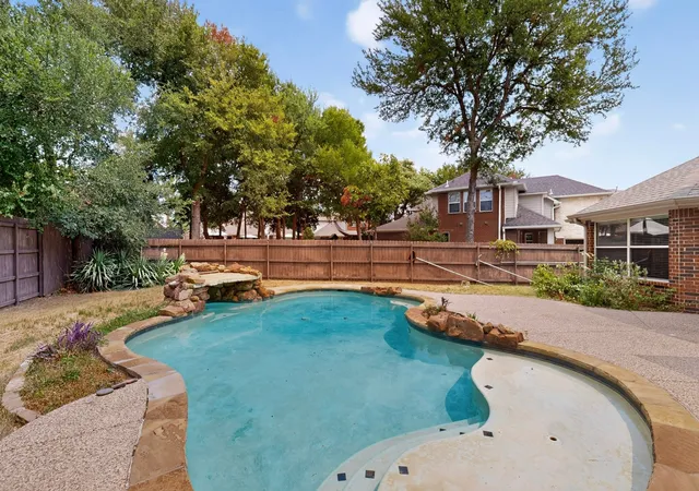 Photo 3 of Single family home for sale at 2420 Bent Trl, Mansfield, TX 76063 | MLS# 21369679 | Listing updated on 2026-09-08