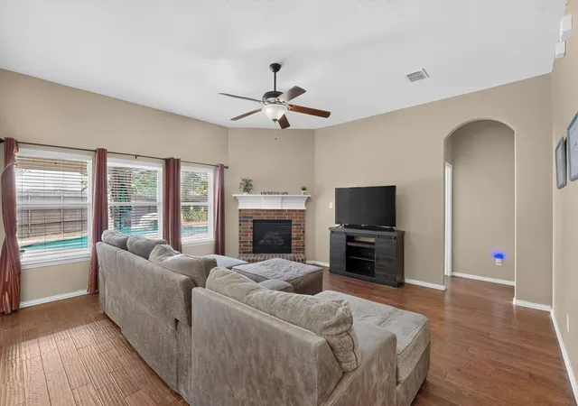 Photo 4 of Single family home for sale at 2420 Bent Trl, Mansfield, TX 76063 | MLS# 21369679 | Listing updated on 2026-09-08