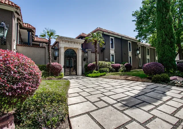Photo 2 of Sale Pending at 5938 Sandhurst Ln #104, Dallas, TX 75206 | MLS# 21368001 | Listing updated on 2026-09-13
