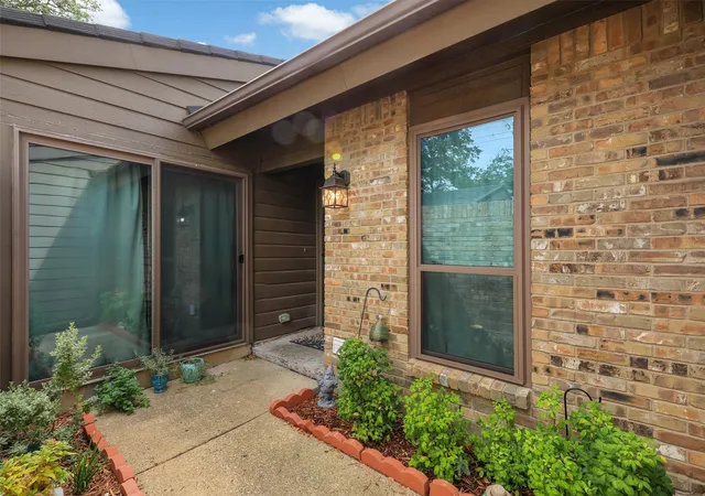 Photo 1 of Sale Pending at 2204 W Park Blvd #2803, Plano, TX 75075 | MLS# 21371021 | Listing updated on 2026-09-09