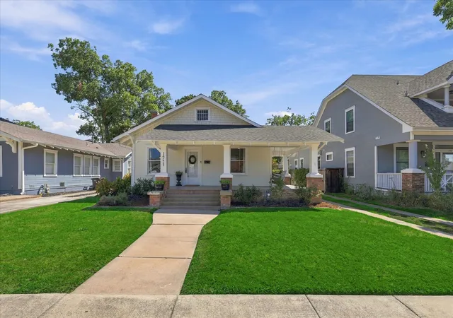Photo 3 of Single family home for sale at 1933 Fairmount Ave, Fort Worth, TX 76110 | MLS# 21371241 | Listing updated on 2026-10-06