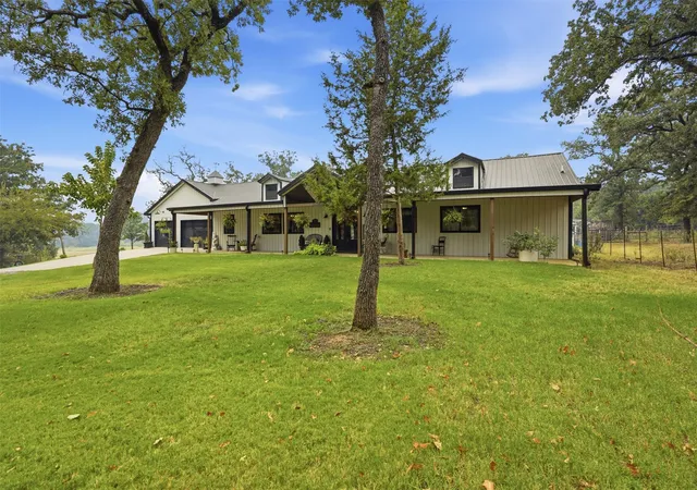 Photo 1 of Sale Pending at 4917 County Road 707, Alvarado, TX 76009 | MLS# 21371255 | Listing updated on 2026-09-21