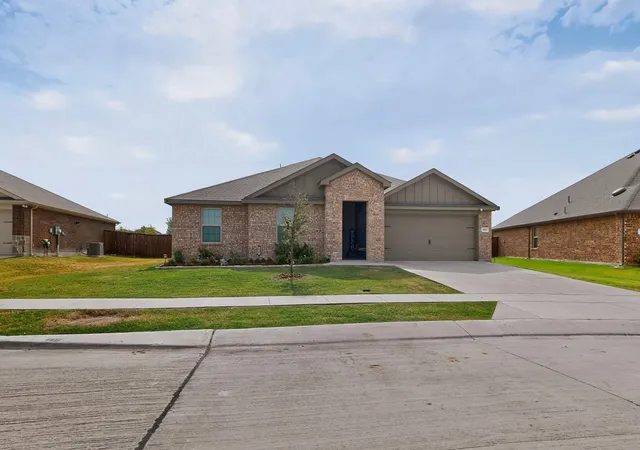 Photo 2 of Single family home for sale at 311 Colony Wy, Fate, TX 75189 | MLS# 21369987 | Listing updated on 2026-09-14