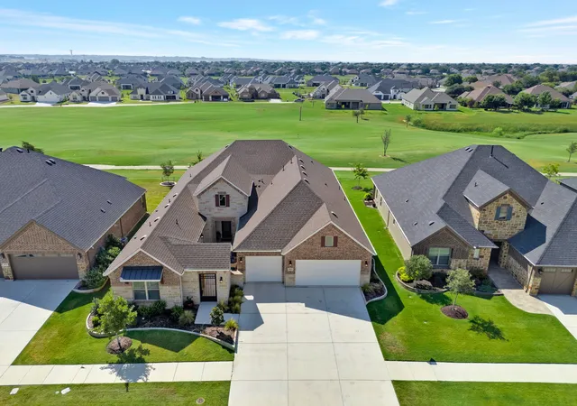 Photo 1 of Single family home for sale at 10601 Drinkwater Dr, Denton, TX 76207 | MLS# 21371406 | Listing updated on 2026-09-13