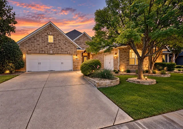 Photo 1 of Single family home for sale at 9813 Cypress St, Denton, TX 76207 | MLS# 21370440 | Listing updated on 2026-09-13