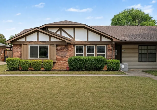 Photo 1 of Sale Pending at 2926 Hilltop Dr, Euless, TX 76039 | MLS# 21367713 | Listing updated on 2026-09-10