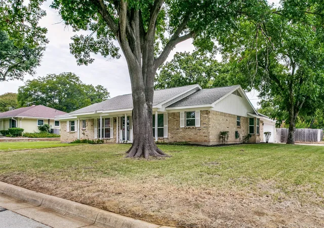 Photo 25 of Single family home for sale at 7449 Monterrey Dr, Fort Worth, TX 76112 | MLS# 21371452 | Listing updated on 2026-09-11