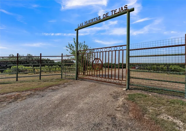 Photo 1 of Land for sale at 25270 E State Hwy 6, Hico, TX 76457 | MLS# 21367473 | Listing updated on 2026-09-09