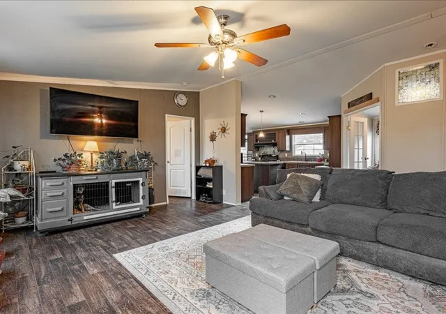 Photo 4 of Sale Pending at 353 R And R Dr, Springtown, TX 76082 | MLS# 21369631 | Listing updated on 2026-10-06
