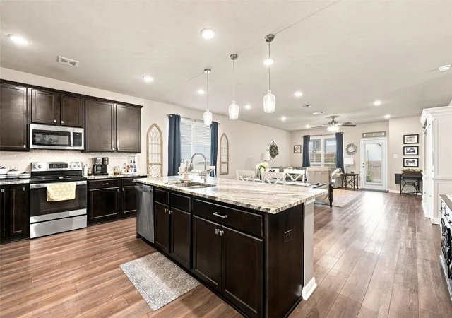 Photo 4 of Single family home for sale at 11401 Solar St, Lorena, TX 76655 | MLS# 21371657 | Listing updated on 2026-09-13