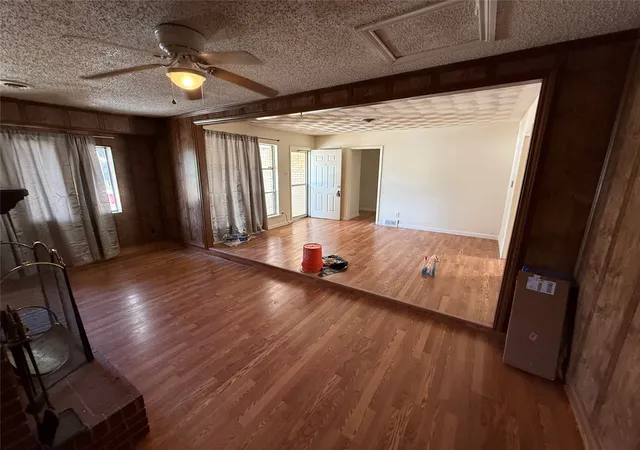 Photo 3 of Single family home for sale at 7935 Larchridge Dr, Dallas, TX 75232 | MLS# 21368202 | Listing updated on 2026-09-26