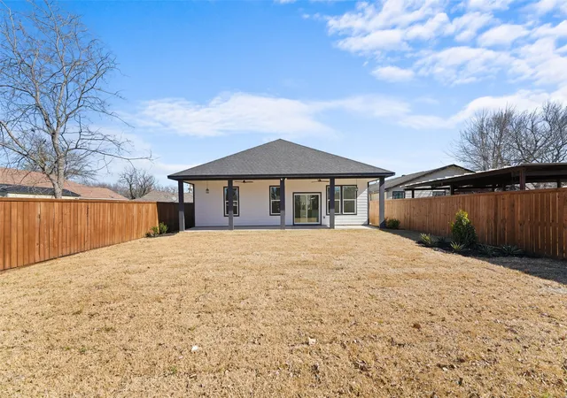 Photo 30 of Single family home for sale at 4107 Vineyard Dr, Dallas, TX 75212 | MLS# 21371698 | Listing updated on 2026-10-07