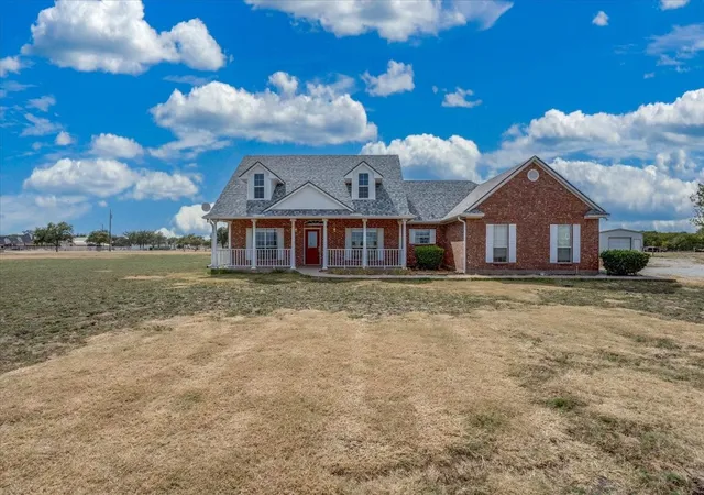 Photo 2 of Single family home for sale at 1281 Fm 151, Trenton, TX 75490 | MLS# 21371696 | Listing updated on 2026-09-26