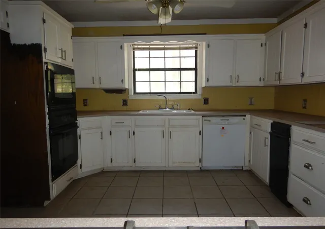 Photo 3 of Sale Pending at 6374 Pawnee Trl, Shreveport, LA 71107 | MLS# 21371721 | Listing updated on 2026-09-09