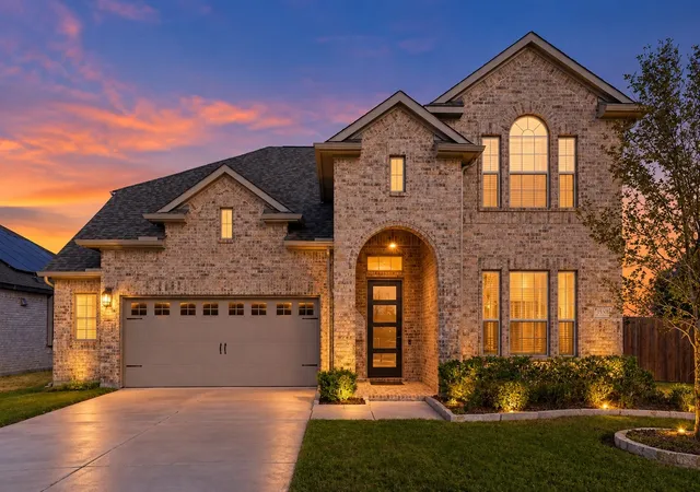 Photo 1 of Single family home for sale at 1830 Silver Birch Rd, Waxahachie, TX 75165 | MLS# 21370861 | Listing updated on 2026-09-13