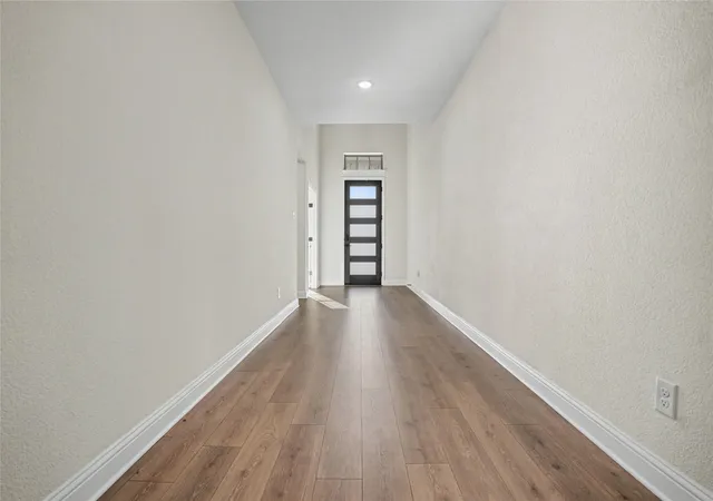 Photo 4 of Single family home for sale at 1830 Silver Birch Rd, Waxahachie, TX 75165 | MLS# 21370861 | Listing updated on 2026-09-13
