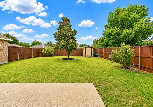 Photo 2 of Single family home for sale at 2401 Fieldcrest Dr, Rockwall, TX 75032 | MLS# 21371318 | Listing updated on 2026-09-16