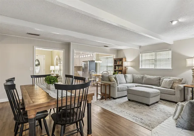 Photo 4 of Sale Pending at 507 Lake Ridge Dr, Allen, TX 75002 | MLS# 21348247 | Listing updated on 2026-09-27