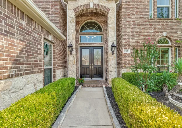Photo 2 of Single family home for sale at 2160 Nocona Dr, Prosper, TX 75078 | MLS# 21363149 | Listing updated on 2026-09-08