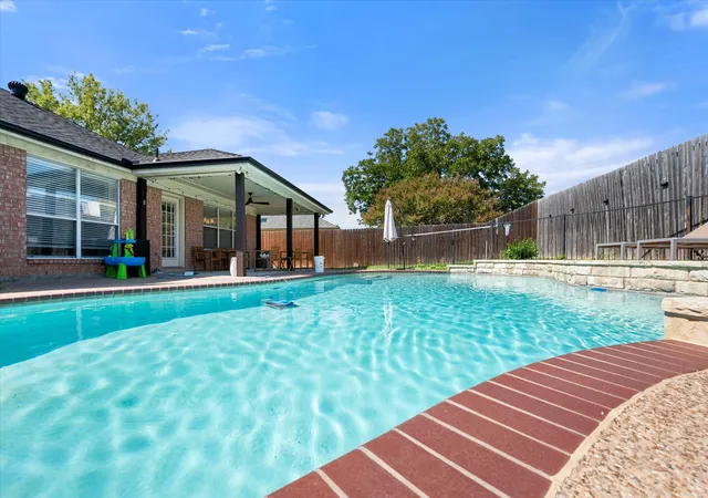 Photo 2 of Single family home for sale at 1711 Prescott Dr, Mansfield, TX 76063 | MLS# 21371728 | Listing updated on 2026-10-06