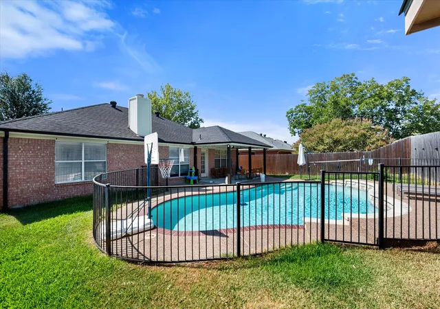 Photo 3 of Single family home for sale at 1711 Prescott Dr, Mansfield, TX 76063 | MLS# 21371728 | Listing updated on 2026-10-06