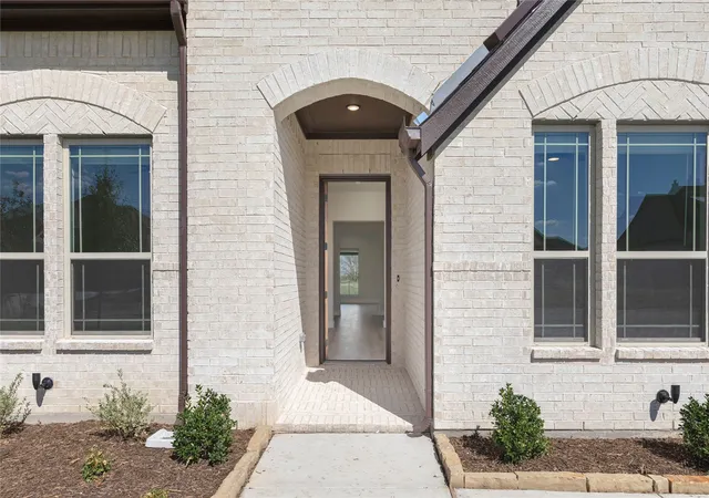 Photo 3 of Single family home for sale at 9113 Wood Duck Dr, New Fairview, TX 76247 | MLS# 21371784 | Listing updated on 2026-09-10