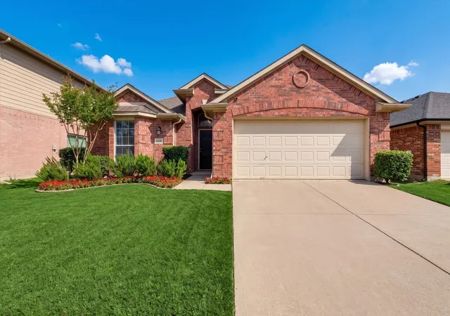 Photo 1 of Single family home for sale at 1220 Goldeneye, Aubrey, TX 76227 | MLS# 21371789 | Listing updated on 2026-10-06