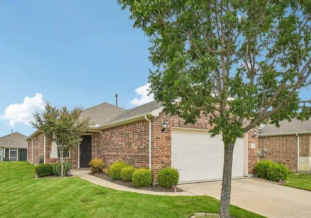 Photo 1 of Sale Pending at 6699 Trout Ln, Frisco, TX 75036 | MLS# 21369754 | Listing updated on 2026-09-20