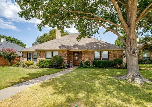 Photo 1 of Single family home for sale at 4441 Ballinger Ct, Plano, TX 75093 | MLS# 21369166 | Listing updated on 2026-09-12
