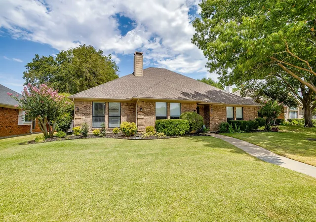 Photo 2 of Single family home for sale at 4441 Ballinger Ct, Plano, TX 75093 | MLS# 21369166 | Listing updated on 2026-09-12