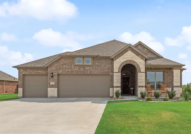 Photo 1 of Single family home for sale at 645 Mb S Wy, Pilot Point, TX 76258 | MLS# 21367455 | Listing updated on 2026-09-20