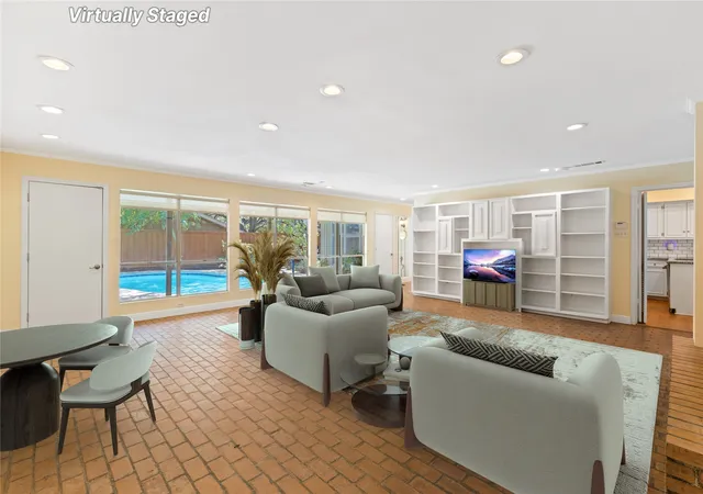 Photo 4 of Single family home for sale at 14918 Vistaridge Dr, Dallas, TX 75248 | MLS# 21360512 | Listing updated on 2026-09-08