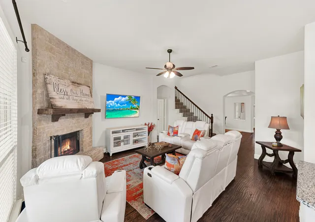 Photo 3 of Single family home for sale at 6300 Sudbury Ln, Mesquite, TX 75181 | MLS# 21371278 | Listing updated on 2026-09-10