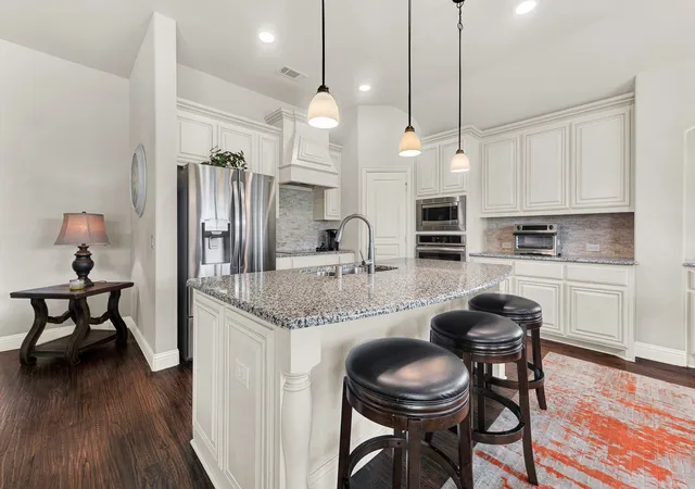 Photo 4 of Sale Pending at 6300 Sudbury Ln, Mesquite, TX 75181 | MLS# 21371278 | Listing updated on 2026-09-22