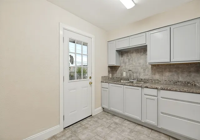 Photo 2 of Single family home for sale at 1821 Overhill Ln, Dallas, TX 75216 | MLS# 21371939 | Listing updated on 2026-09-12
