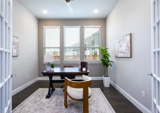 Photo 3 of Single family home for sale at 2298 Bristlegrass Rd, Frisco, TX 75033 | MLS# 21369902 | Listing updated on 2026-09-13
