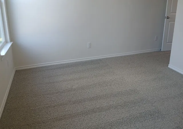 Photo 3 of Single family home for sale at 211 Whispering Pine Dr, Royse City, TX 75189 | MLS# 21371964 | Listing updated on 2026-10-02