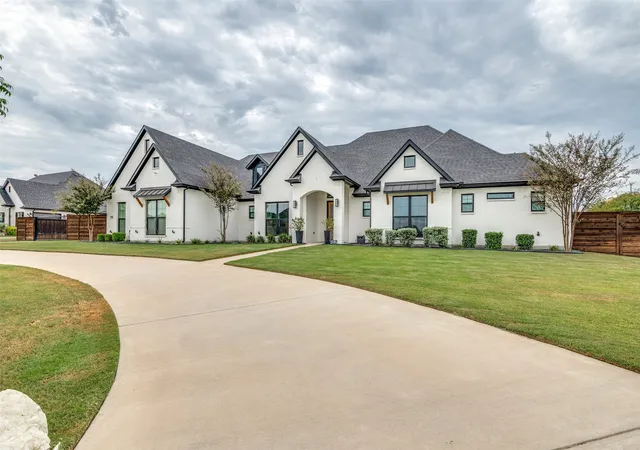 Photo 1 of Single family home for sale at 5850 Harper Dr, Midlothian, TX 76065 | MLS# 21371581 | Listing updated on 2026-09-11